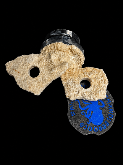 ChandlerRocks Original small magnetic frag rock in natural finish with two frag plug holes and magnet